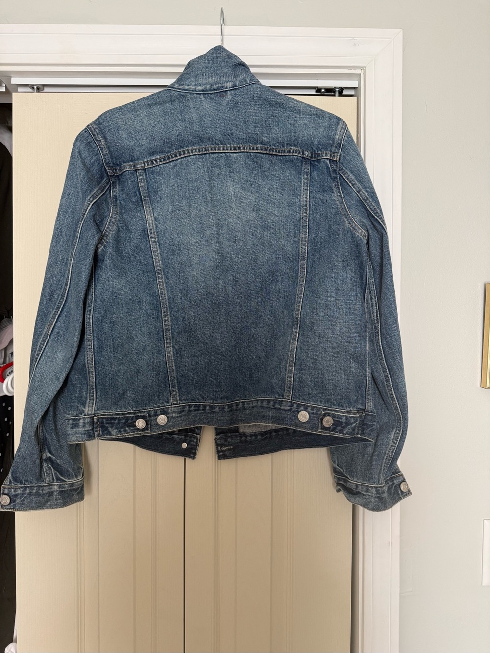 GAP Blue Denim Jean Jacket - Picture 4 of 4